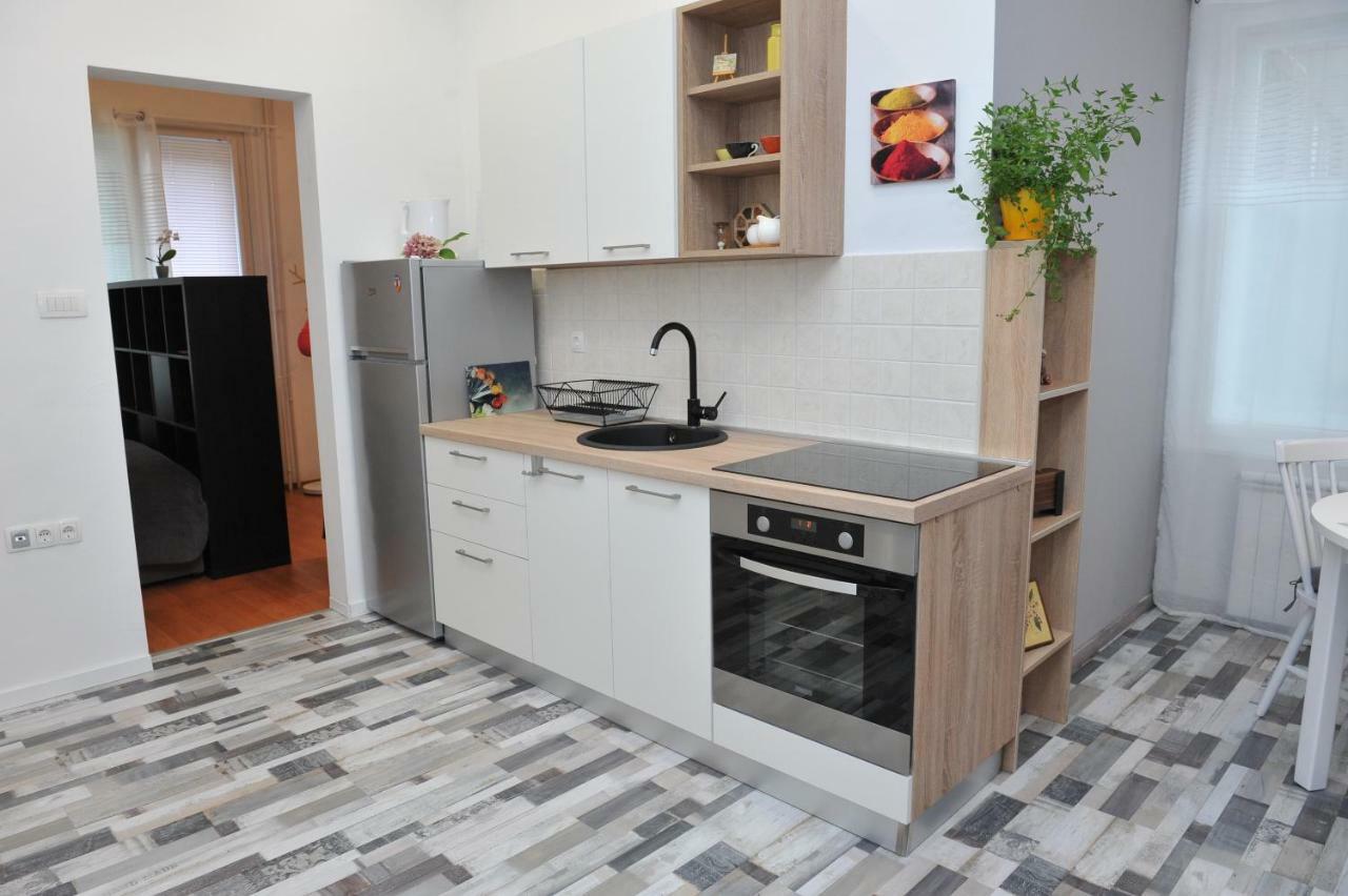 Studio Apartman D&D Вараждин Экстерьер фото